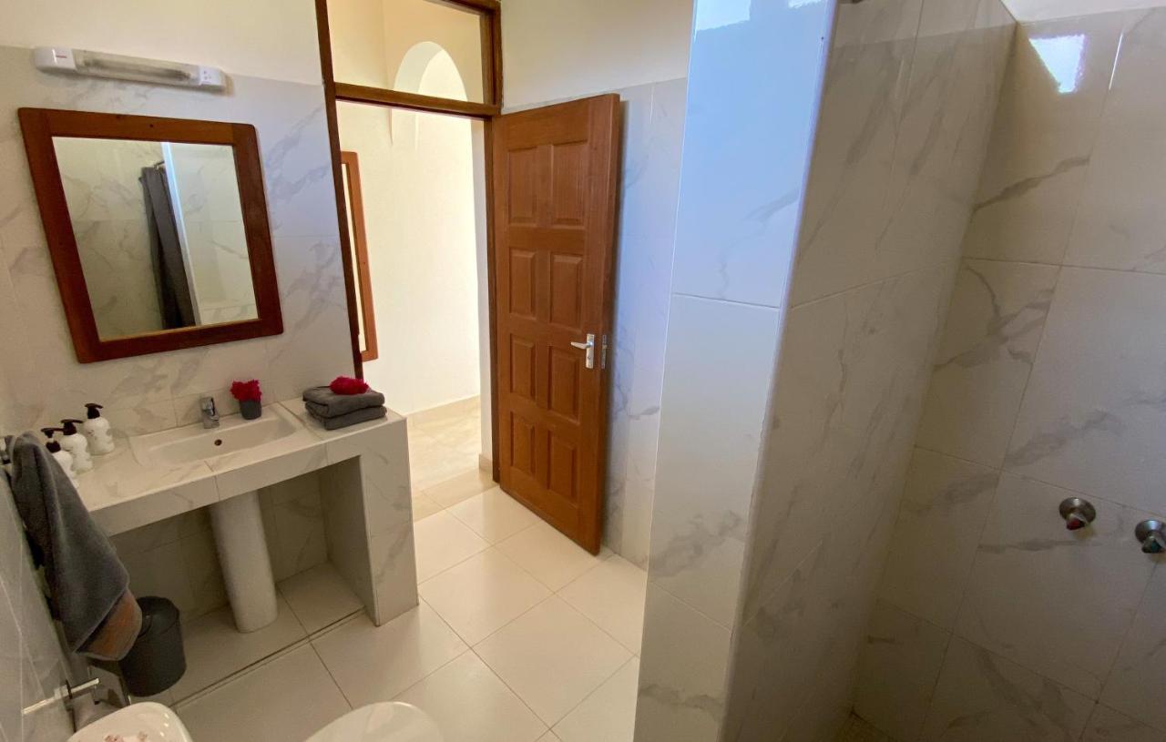 Butiama Bustani Hotel Kilindoni Buitenkant foto